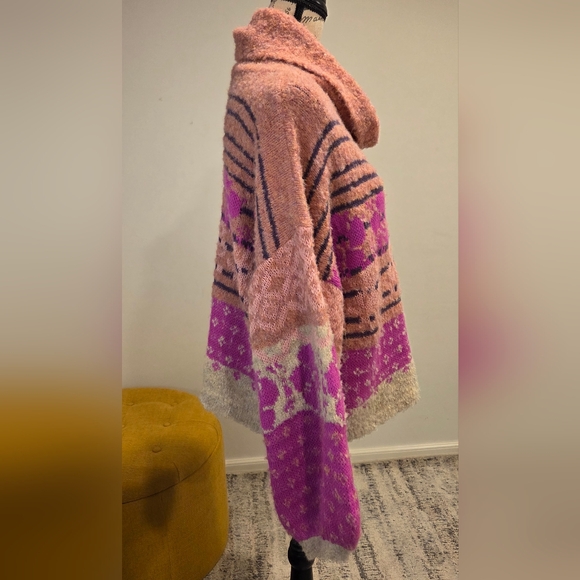 Vici Pink and Purple Patterned Turtleneck Sweater,  Size L. - Picture 6 of 16